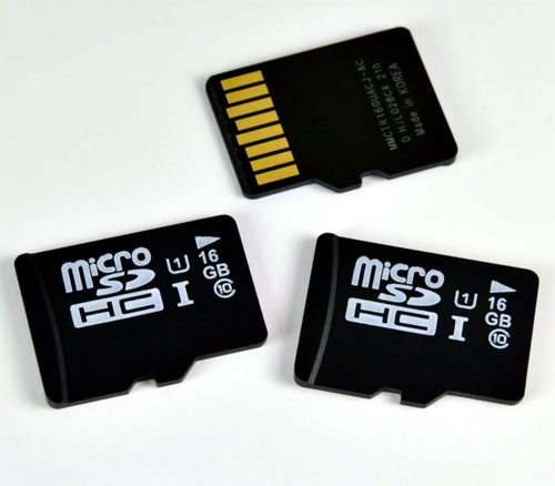 Samsung UHS-1 16GB microSD card