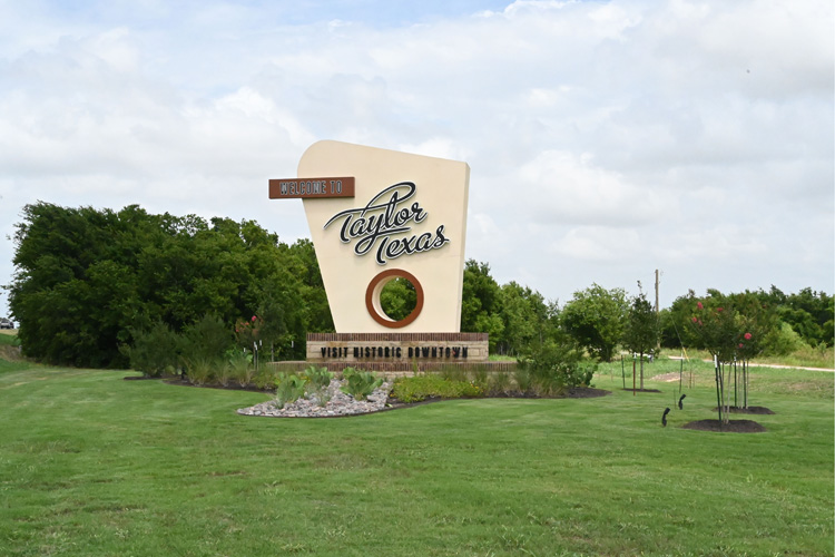 Welcome to Taylor, Texas sign